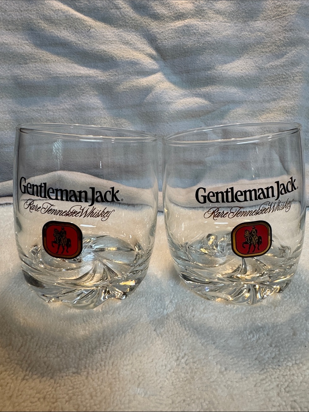 Jack Daniels Gentleman Jack Clear Glass Tumblers with Red Emblem (Set of 2)